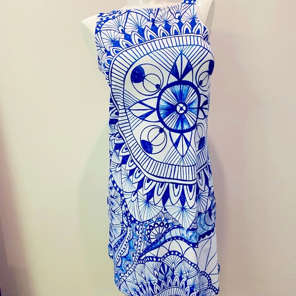Summer Dress. new with tags. White with blue design size M - Picture 1 of 4
